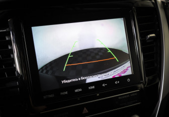 Подержанный автомобиль Mitsubishi Pajero Sport 2021 года (19 фото)