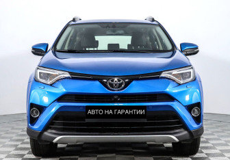 Подержанный автомобиль Toyota RAV4 2015 года (2 фото)