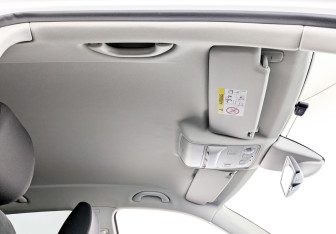 Подержанный автомобиль Volkswagen Tiguan 2015 года (22 фото)