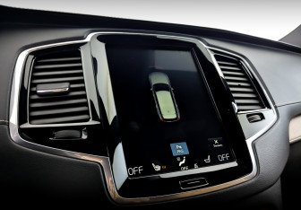 Подержанный автомобиль Volvo XC90 2018 года (30 фото)