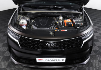 Подержанный автомобиль Kia Sorento 2021 года (9 фото)
