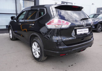 Подержанный автомобиль Nissan X-Trail 2018 года (7 фото)