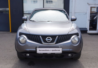 Подержанный автомобиль Nissan Juke 2014 года (2 фото)
