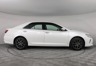 Подержанный автомобиль Toyota Camry Sedan 2014 года (4 фото)