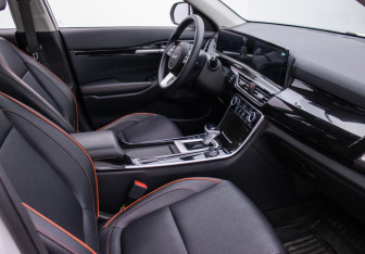 Подержанный автомобиль Kia Seltos 2024 года (9 фото)