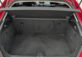 Подержанный автомобиль Audi A3 Hatchback 2013 года (10 фото)