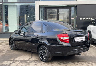 Подержанный автомобиль LADA (ВАЗ) Granta Sedan 2023 года (7 фото)