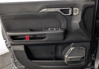 Подержанный автомобиль Jetour T2 2024 года (18 фото)