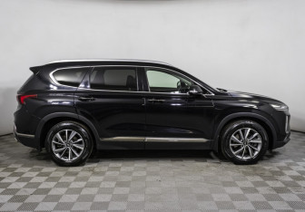 Подержанный автомобиль Hyundai Santa Fe 2019 года (4 фото)