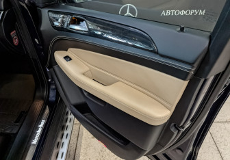 Подержанный автомобиль Mercedes-Benz GLE 2017 года (24 фото)