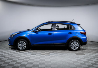 Подержанный автомобиль Kia Rio Hatchback 2021 года (8 фото)