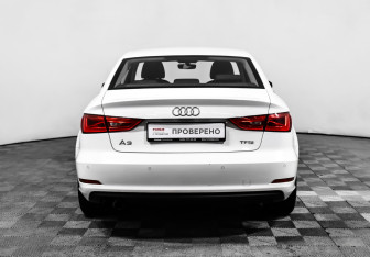 Подержанный автомобиль Audi A3 Sedan 2015 года (6 фото)
