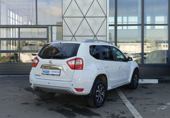 Подержанный автомобиль Nissan Terrano 2019 года (5 фото)