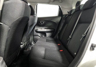 Подержанный автомобиль Nissan Juke 2014 года (10 фото)