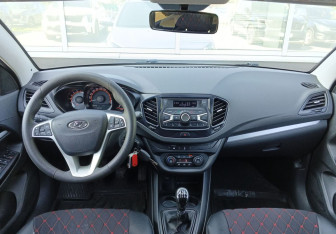 Подержанный автомобиль LADA (ВАЗ) Vesta Wagon 2019 года (11 фото)