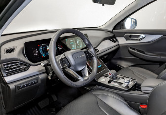 Подержанный автомобиль BAIC X7 2024 года (16 фото)