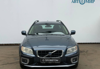 Подержанный автомобиль Volvo XC70 2008 года (2 фото)