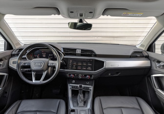 Подержанный автомобиль Audi Q3 Sportback 2020 года (14 фото)