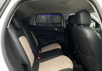 Подержанный автомобиль Renault Arkana 2021 года (22 фото)