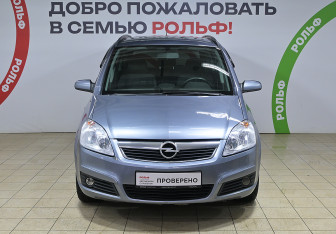 Подержанный автомобиль Opel Zafira Compactvan 2006 года (2 фото)