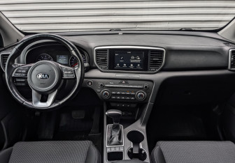 Подержанный автомобиль Kia Sportage 2019 года (14 фото)