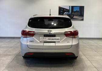 Подержанный автомобиль Hyundai i40 Wagon 2015 года (6 фото)