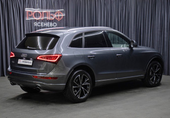 Подержанный автомобиль Audi Q5 2016 года (5 фото)