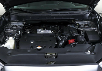 Подержанный автомобиль Mitsubishi ASX 2014 года (6 фото)