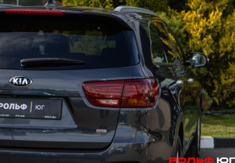 Подержанный автомобиль Kia Sorento 2019 года (19 фото)