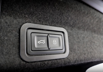 Подержанный автомобиль Audi A6 Sedan 2018 года (28 фото)