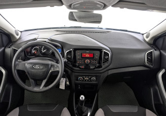 Подержанный автомобиль LADA (ВАЗ) XRAY 2018 года (14 фото)