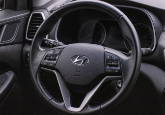 Подержанный автомобиль Hyundai Tucson 2020 года (15 фото)