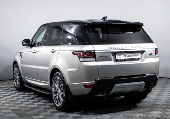 Подержанный автомобиль Land Rover Range Rover Sport 2017 года (7 фото)