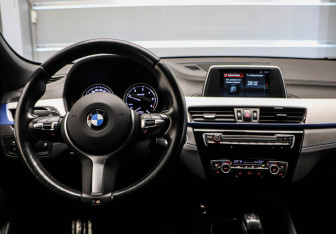 Подержанный автомобиль BMW X2 2019 года (8 фото)