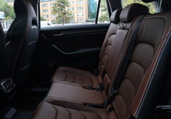 Подержанный автомобиль Skoda Kodiaq 2022 года (8 фото)