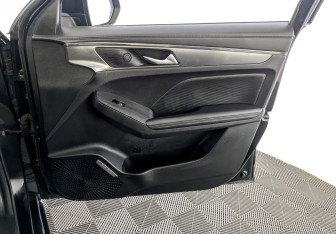 Подержанный автомобиль Haval Jolion 2022 года (24 фото)