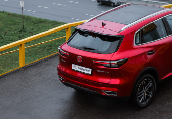 Подержанный автомобиль Changan CS55PLUS 2023 года (15 фото)