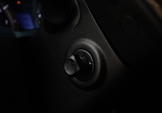 Подержанный автомобиль Infiniti QX80 2014 года (22 фото)