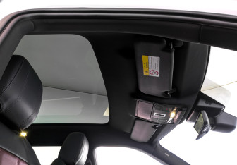 Подержанный автомобиль Land Rover Range Rover Evoque 2021 года (24 фото)