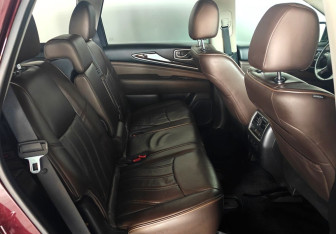 Подержанный автомобиль Infiniti JX 2013 года (10 фото)