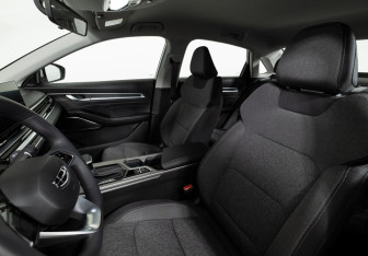 Подержанный автомобиль Geely Emgrand 2023 года (5 фото)