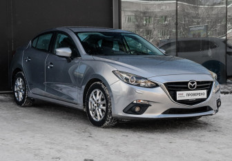Подержанный автомобиль Mazda 3 Sedan 2014 года (3 фото)