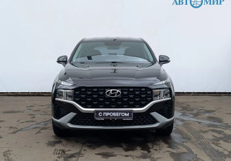 Подержанный автомобиль Hyundai Santa Fe 2021 года (2 фото)