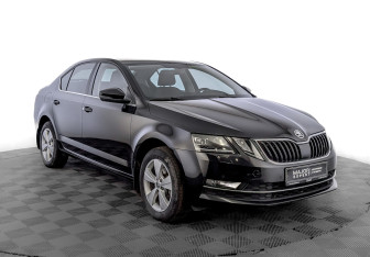 Подержанный автомобиль Skoda Octavia Liftback 2020 года (3 фото)