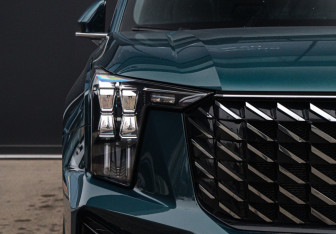 Подержанный автомобиль GAC GS8 2024 года (24 фото)