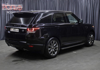Подержанный автомобиль Land Rover Range Rover Sport 2015 года (5 фото)