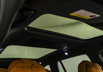 Подержанный автомобиль LiXiang L9 2023 года (26 фото)