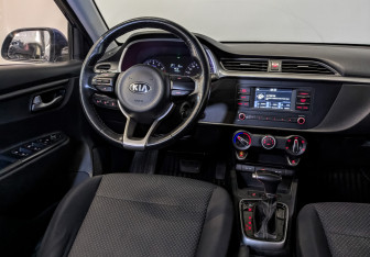 Подержанный автомобиль Kia Rio Hatchback 2021 года (24 фото)