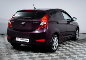 Подержанный автомобиль Hyundai Solaris Hatchback 2013 года (5 фото)