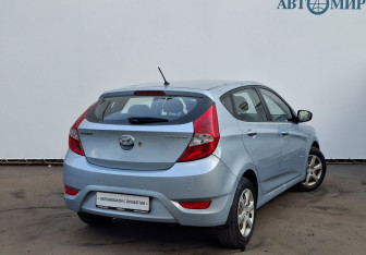 Подержанный автомобиль Hyundai Solaris Hatchback 2012 года (5 фото)